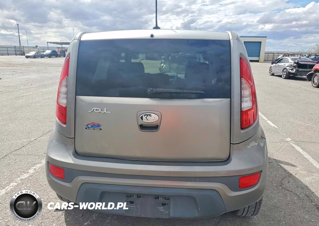 2013 Kia Soul Base VIN:KNDJT2A59D7613958 - 6