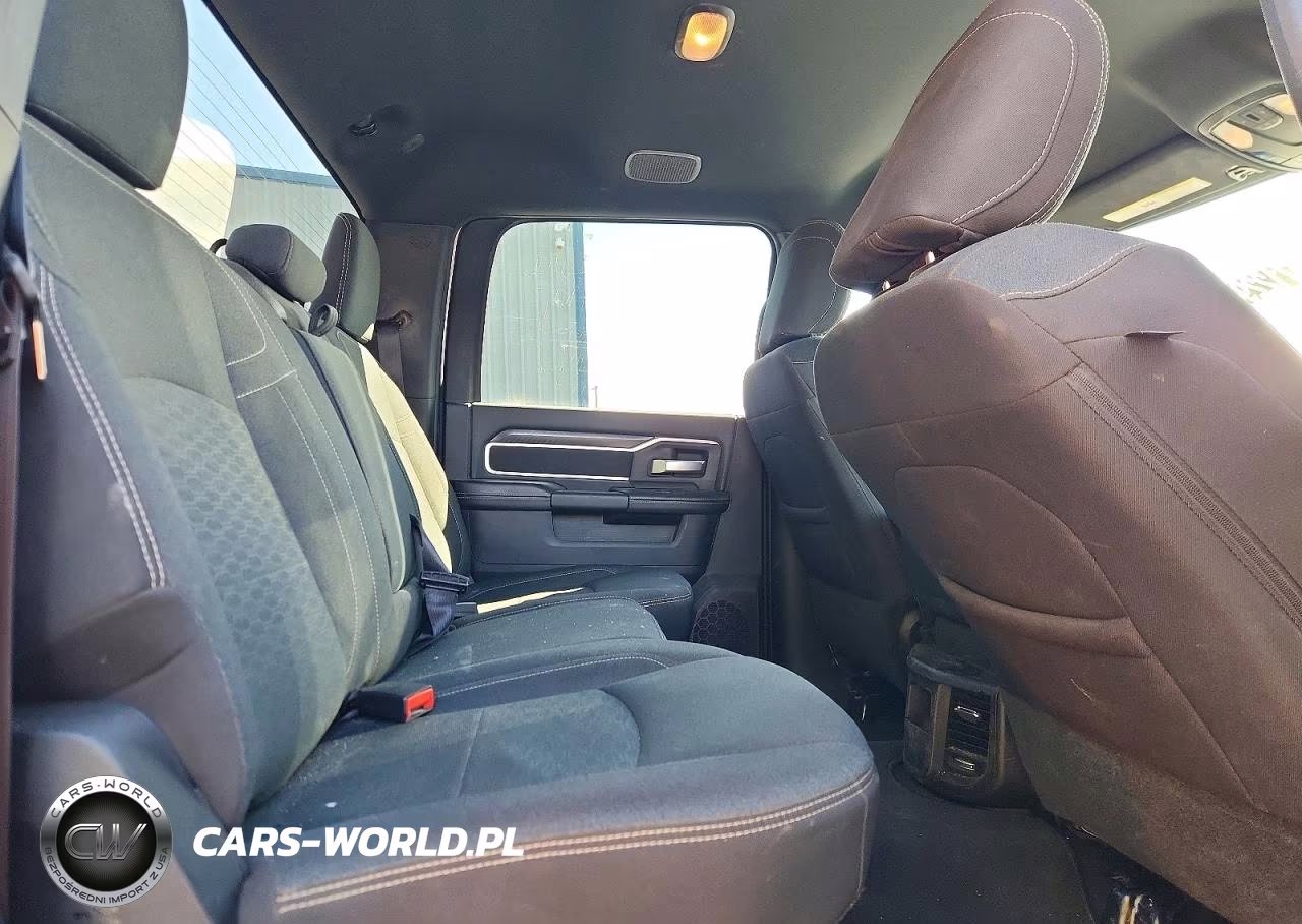 2026 Ram 2500 Big Horn VIN:3C6UR5DJXTG299754 - 10