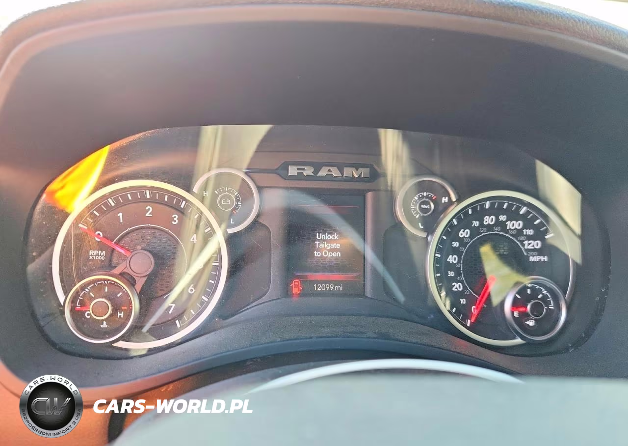 2026 Ram 2500 Big Horn VIN:3C6UR5DJXTG299754 - 9
