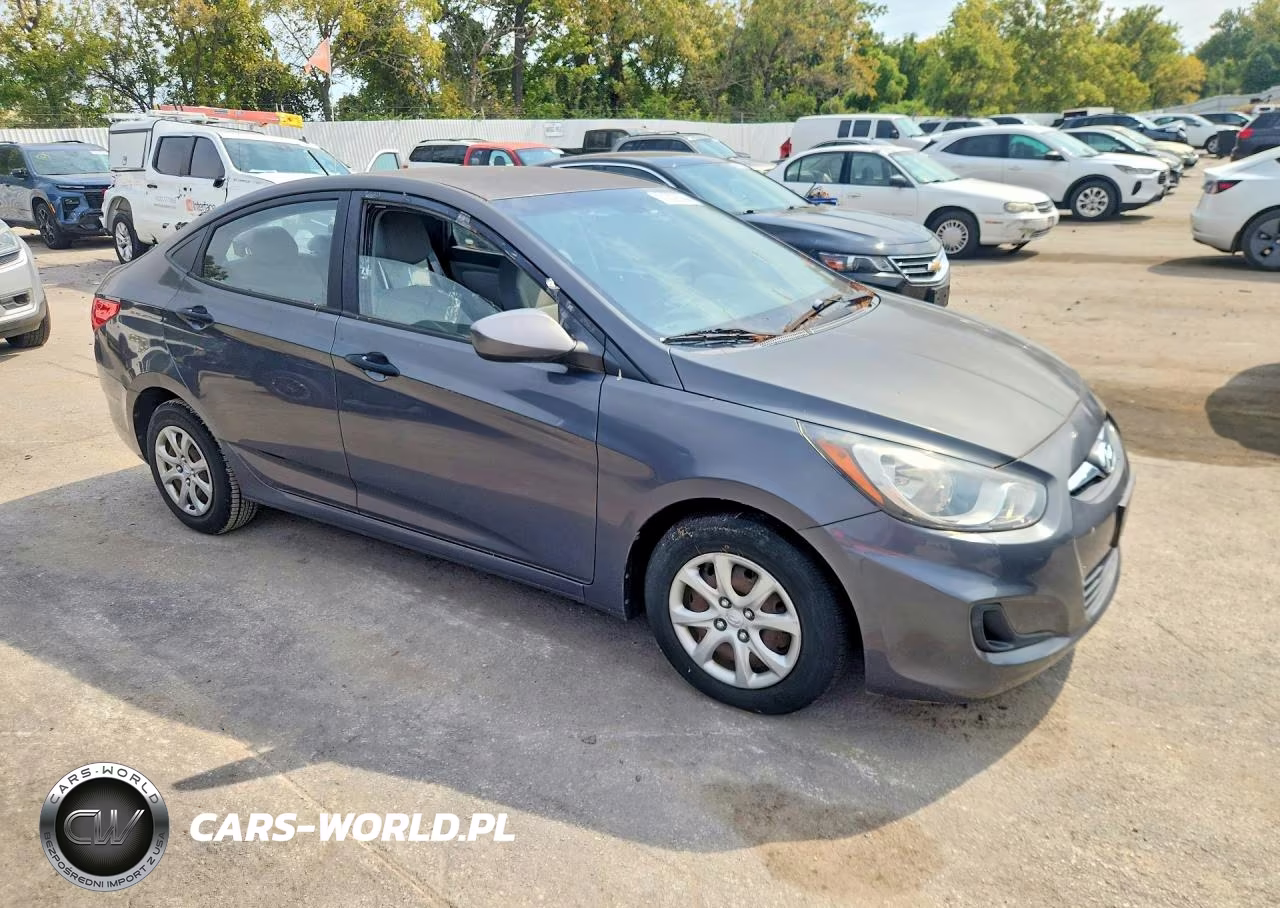 2012 Hyundai Accent Gls VIN:KMHCT4AE0CU048967 - 4