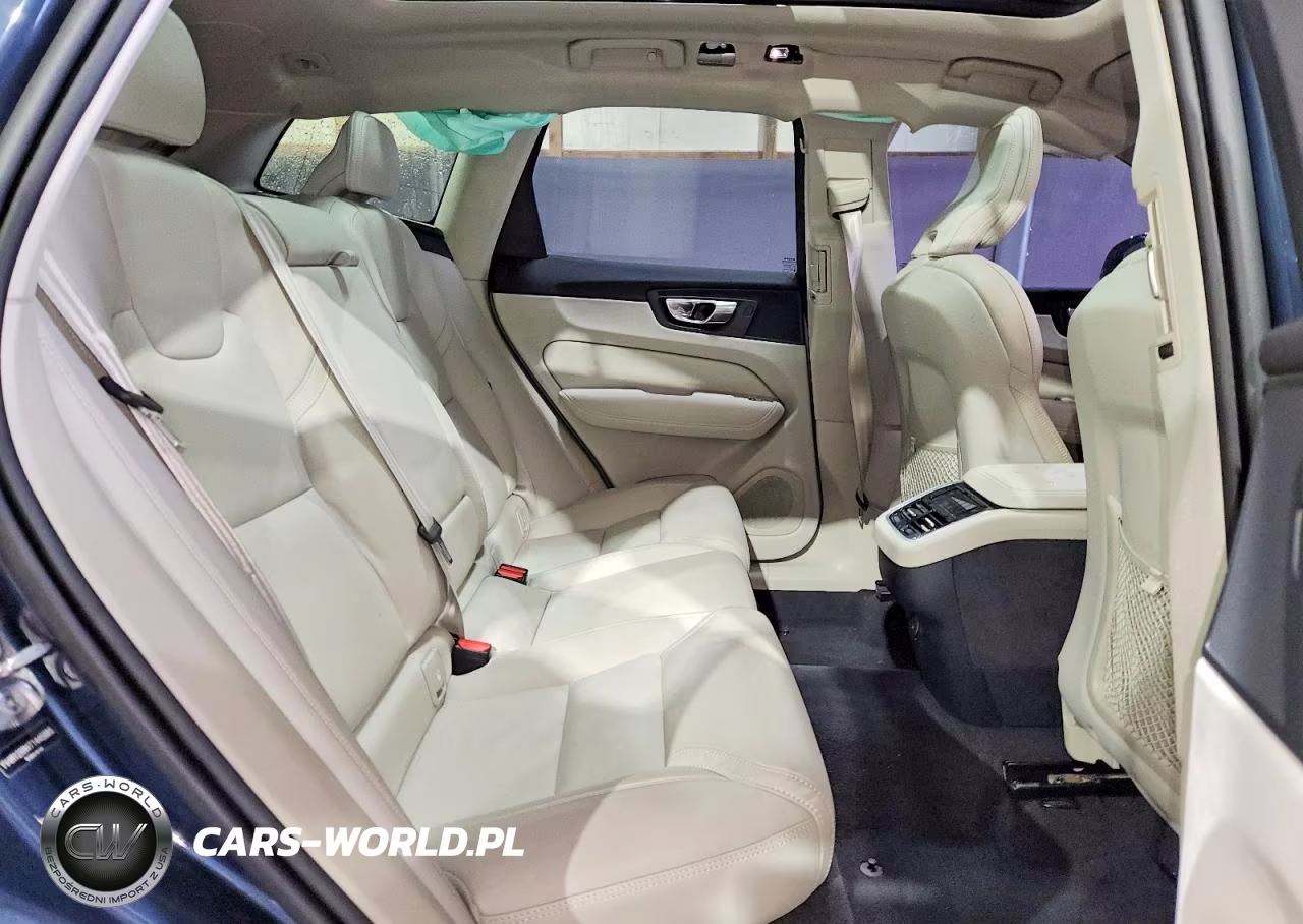 2026 Volvo Xc60 Ultra VIN:YV4M12RM4T1445885 - 11