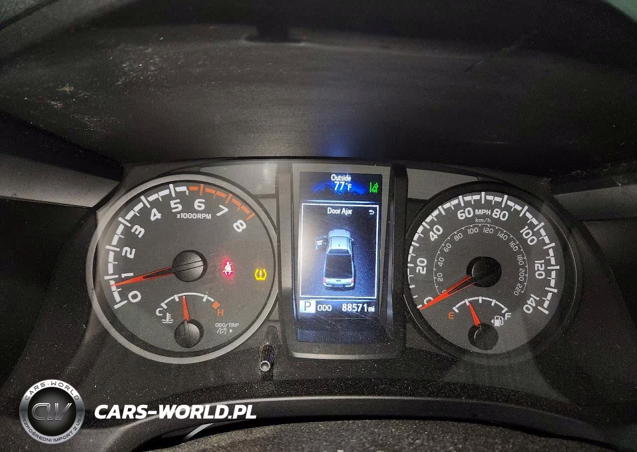 2021 Toyota Tacoma Sr VIN:3TYRX5GN4MT028795 - 9