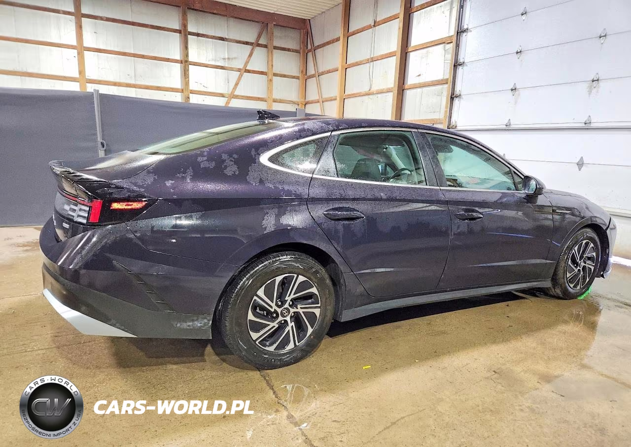2026 Hyundai Sonata Hybrid Blue VIN:KMHL24JJ0TA175378 - 3