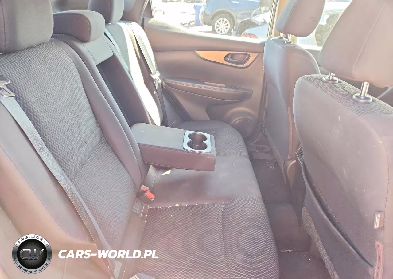 2019 Nissan Rogue Sport S VIN:JN1BJ1CR8KW338206 - 10