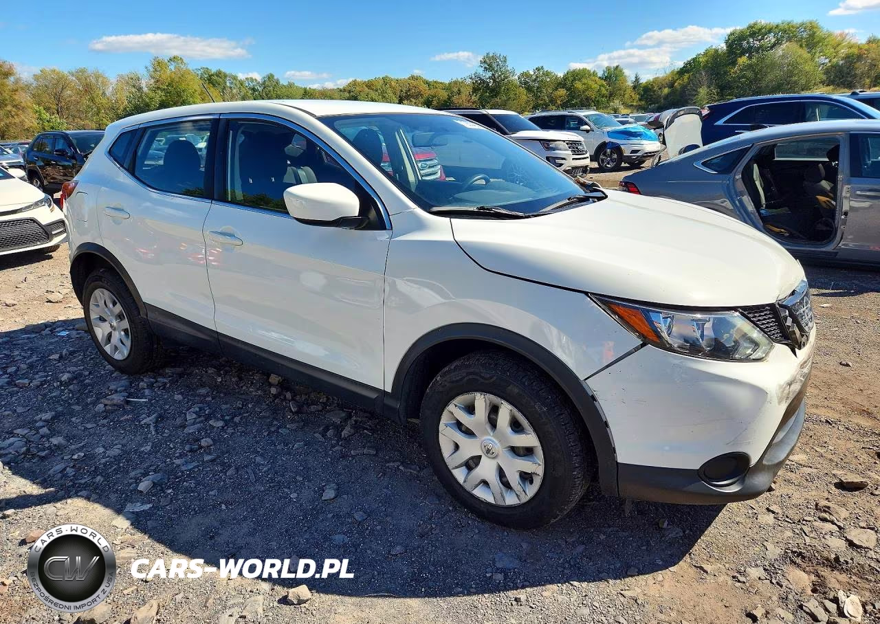 2019 Nissan Rogue Sport S VIN:JN1BJ1CR8KW338206 - 4