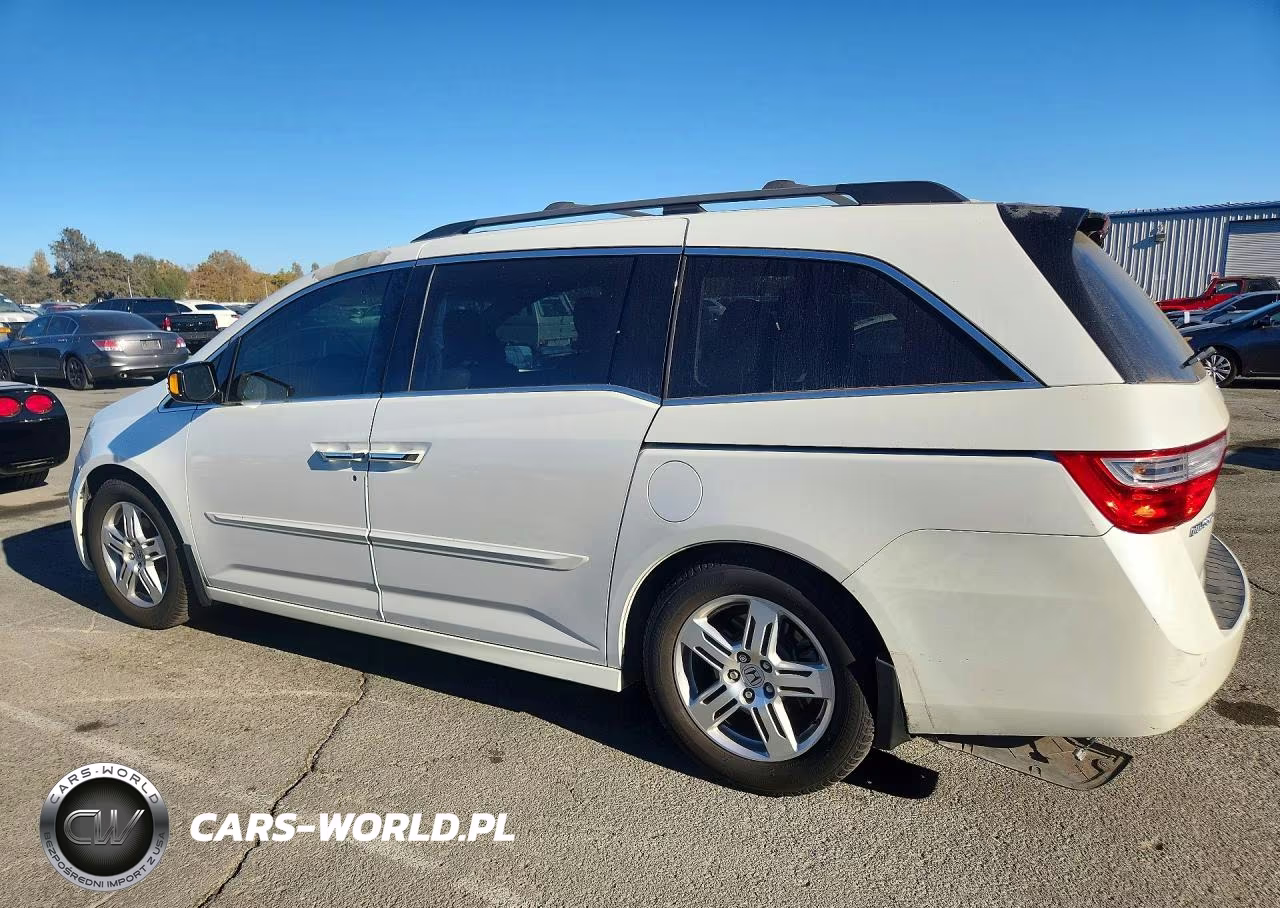 2012 Honda Odyssey Touring VIN:5FNRL5H9XCB009728 - 2