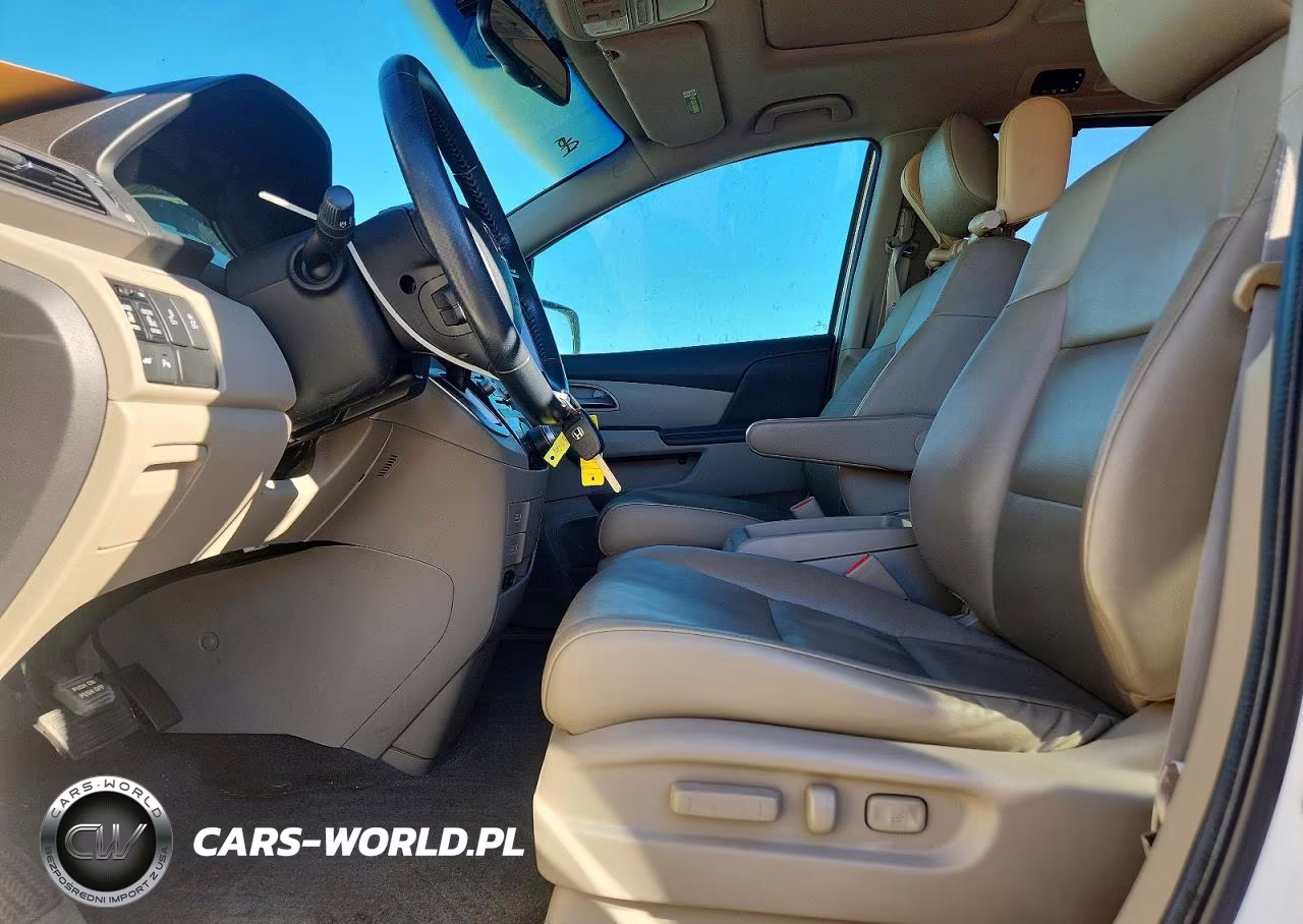 2012 Honda Odyssey Touring VIN:5FNRL5H9XCB009728 - 7
