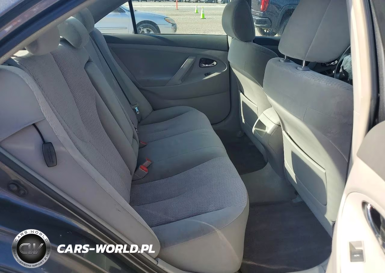 2010 Toyota Camry Le VIN:4T4BF3EK7AR075647 - 10