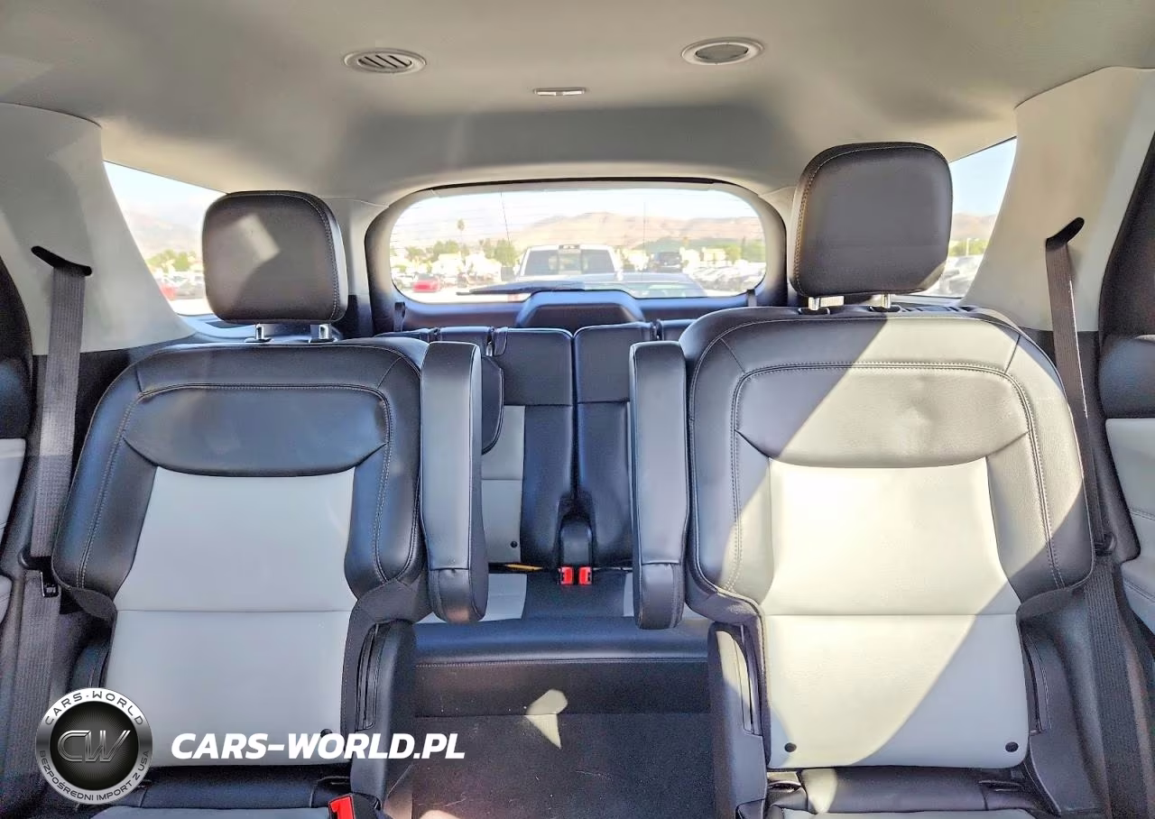 2022 Ford Explorer Xlt VIN:1FMSK7DH1NGB79722 - 10