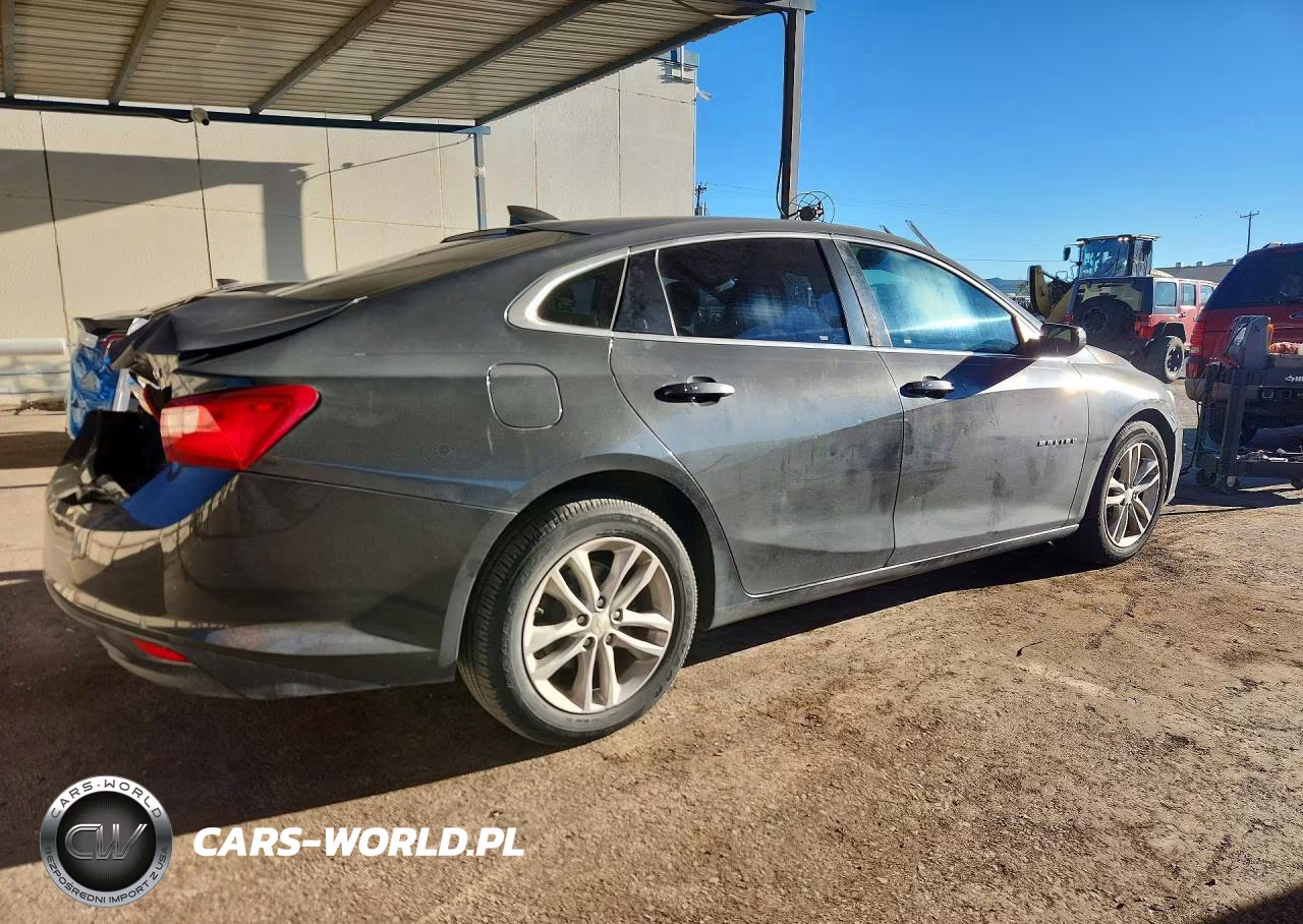 2018 Chevrolet Malibu Lt VIN:1G1ZD5ST7JF126203 - 3