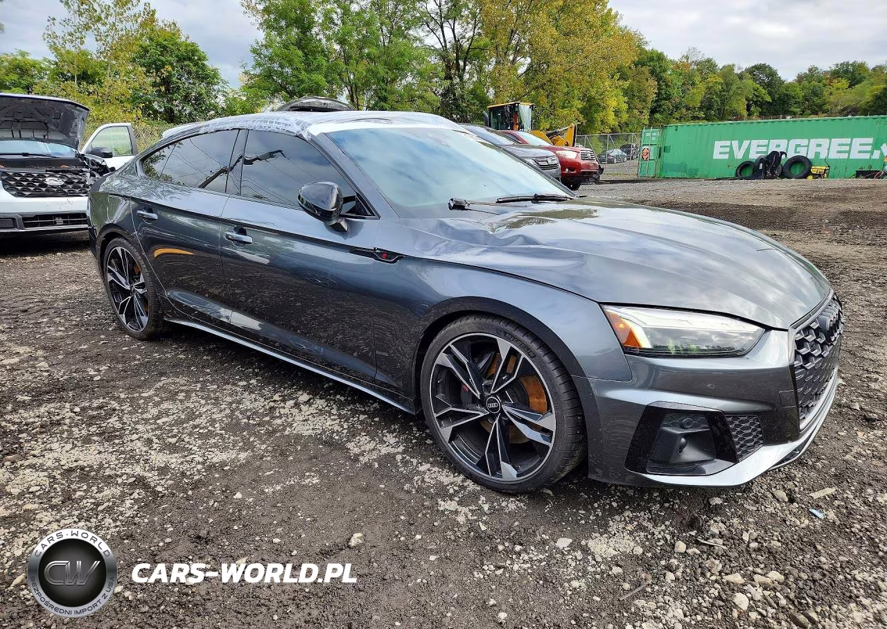 2022 Audi S5 Premium Plus VIN:WAUC4CF56NA011458 - 4