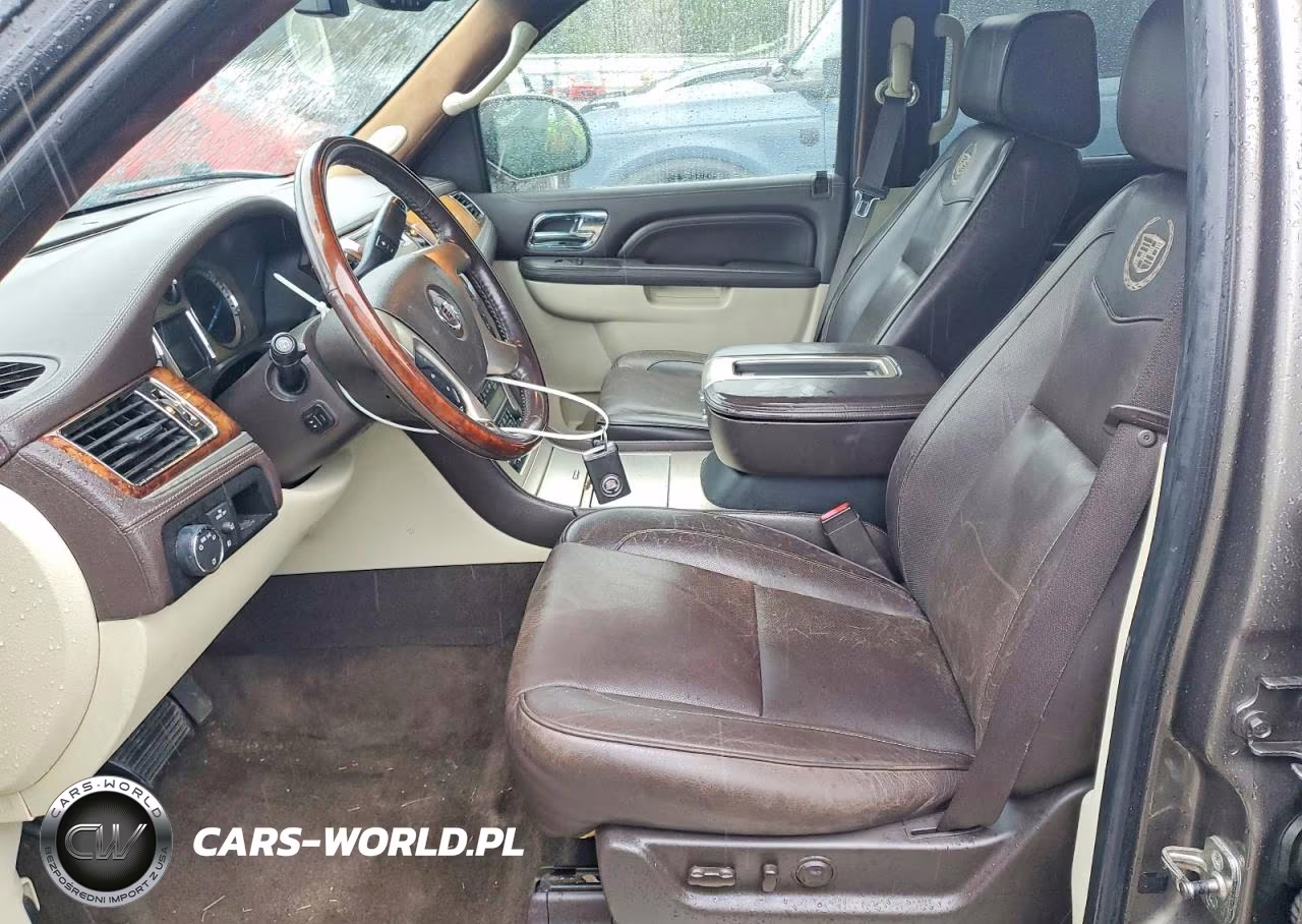 2011 Cadillac Escalade Platinum VIN:1GYS3DEF5BR267020 - 7