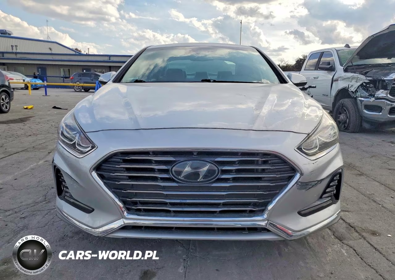 2018 Hyundai Sonata Limited VIN:5NPE34AFXJH690755 - 5