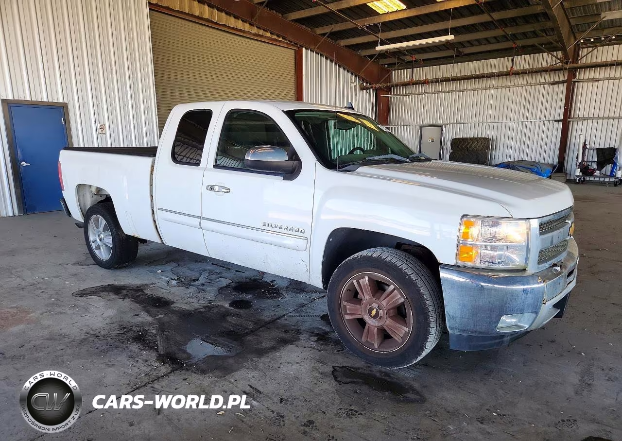 2012 Chevrolet Silverado 1500 VIN:1GCRCSE07CZ205012 - 4