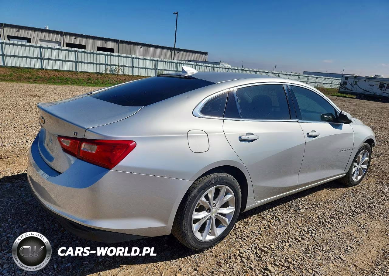 2017 Chevrolet Malibu Lt VIN:1G1ZE5ST6HF195178 - 3