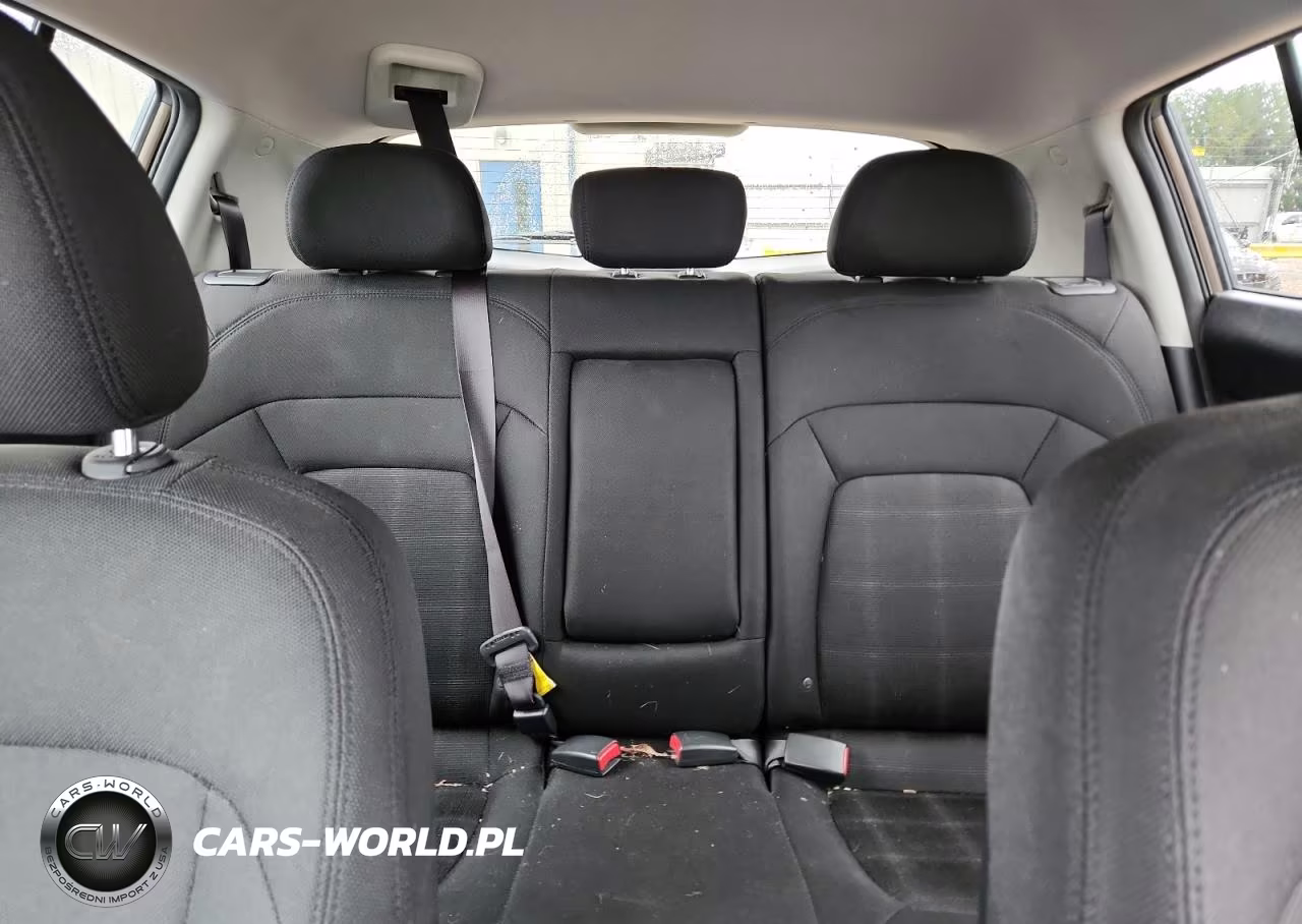 2011 Kia Sportage Lx VIN:KNDPBCA24B7052817 - 10