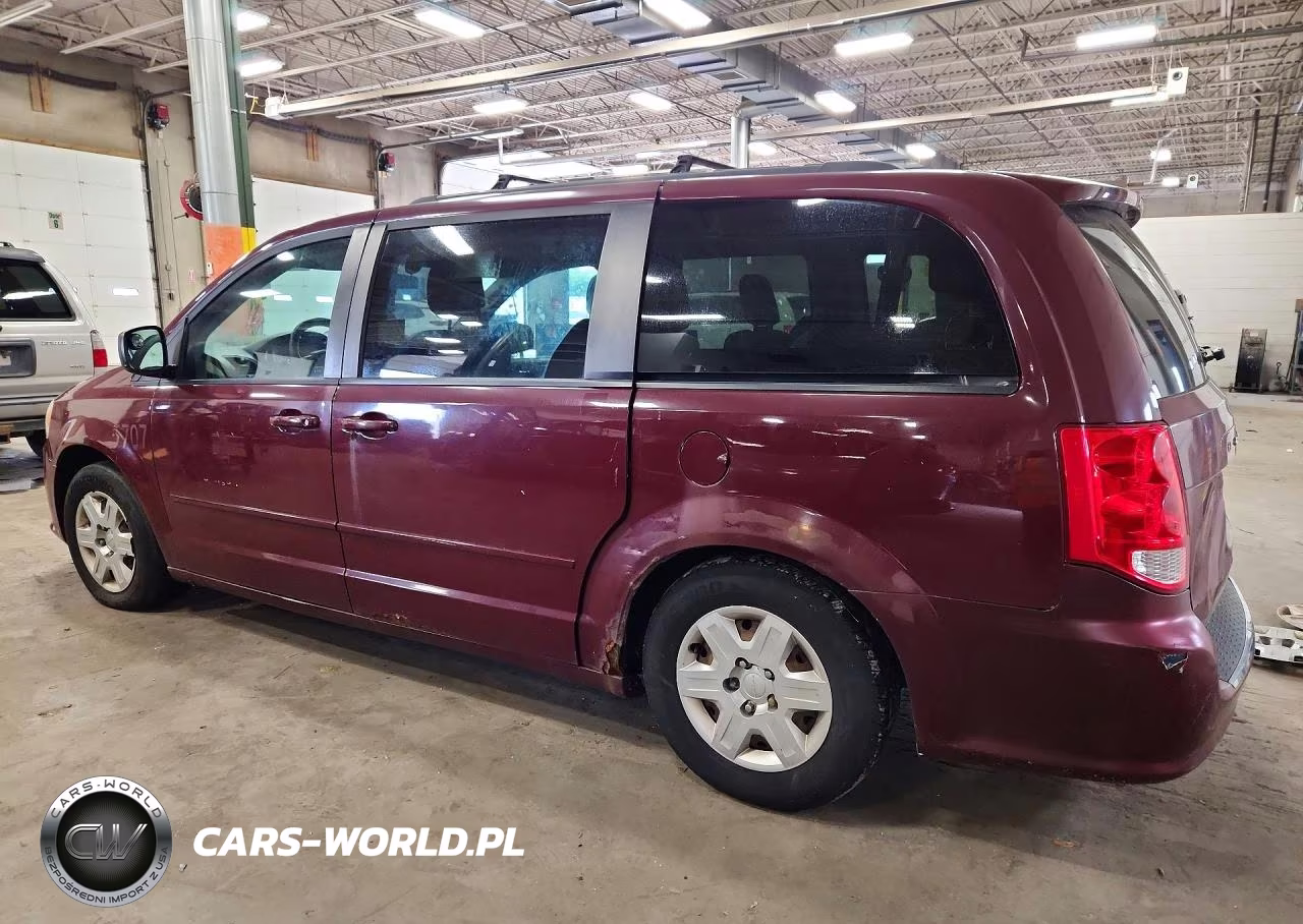 2011 Dodge Grand Caravan Express VIN:2D4RN4DG7BR722472 - 2