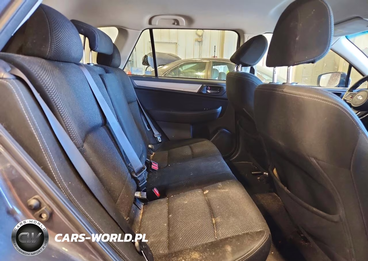 2018 Subaru Outback 2.5I Premium VIN:4S4BSACC3J3322805 - 11