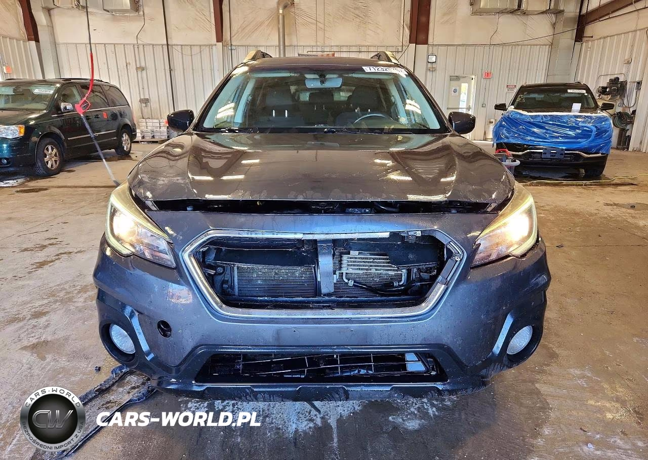 2018 Subaru Outback 2.5I Premium VIN:4S4BSACC3J3322805 - 5