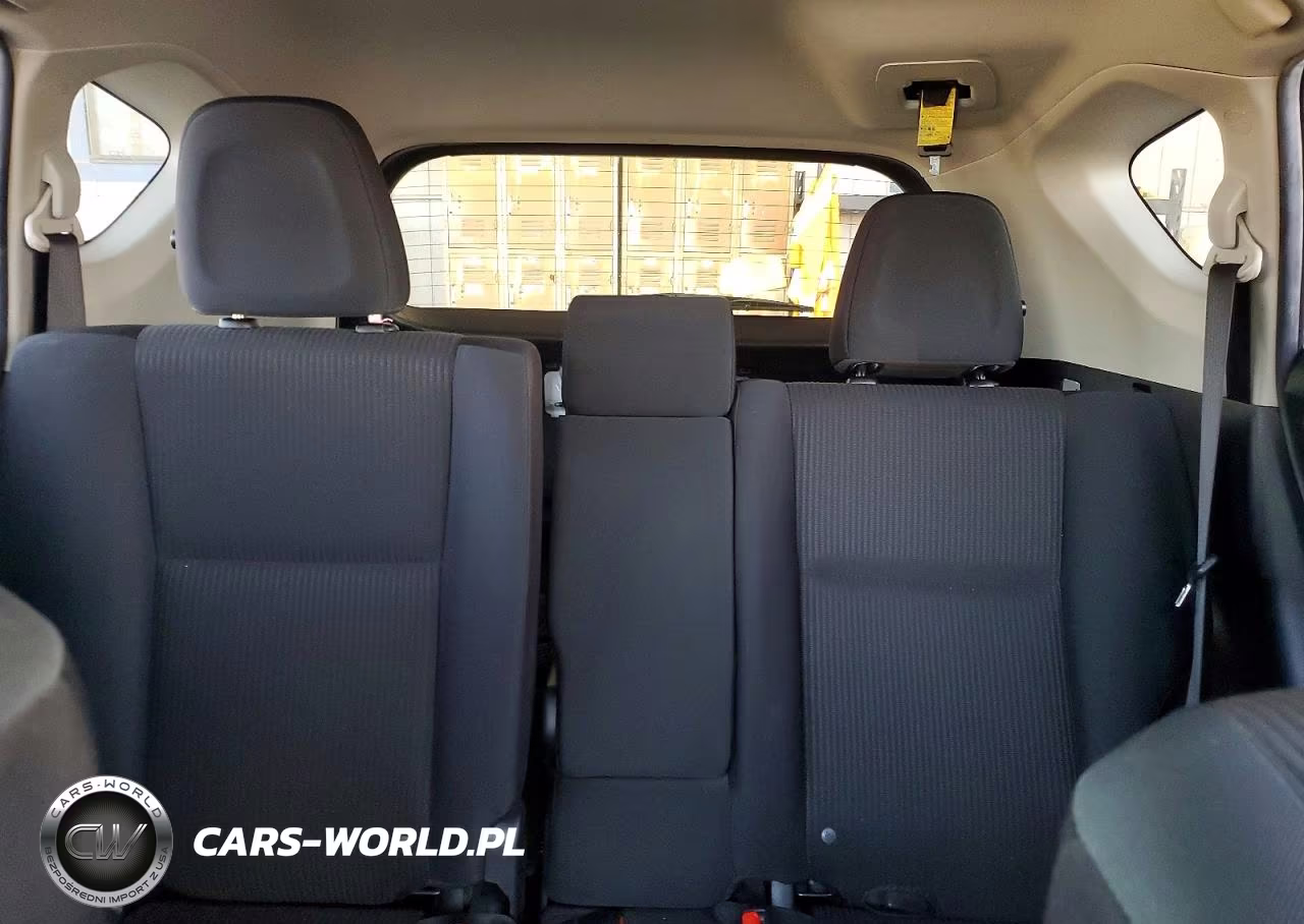 2018 Toyota Rav4 Le VIN:JTMZFREV1JJ747276 - 10