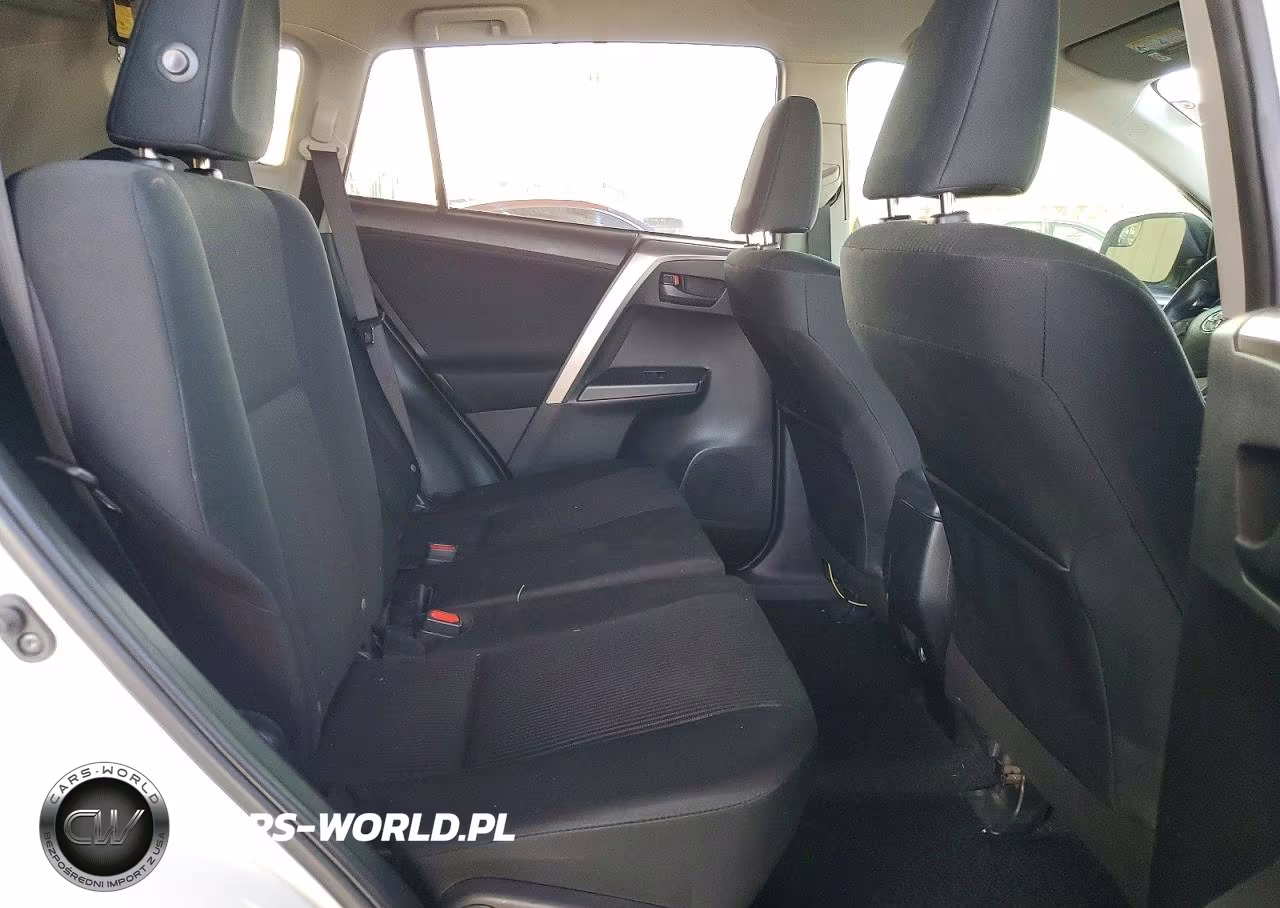 2018 Toyota Rav4 Le VIN:JTMZFREV1JJ747276 - 11
