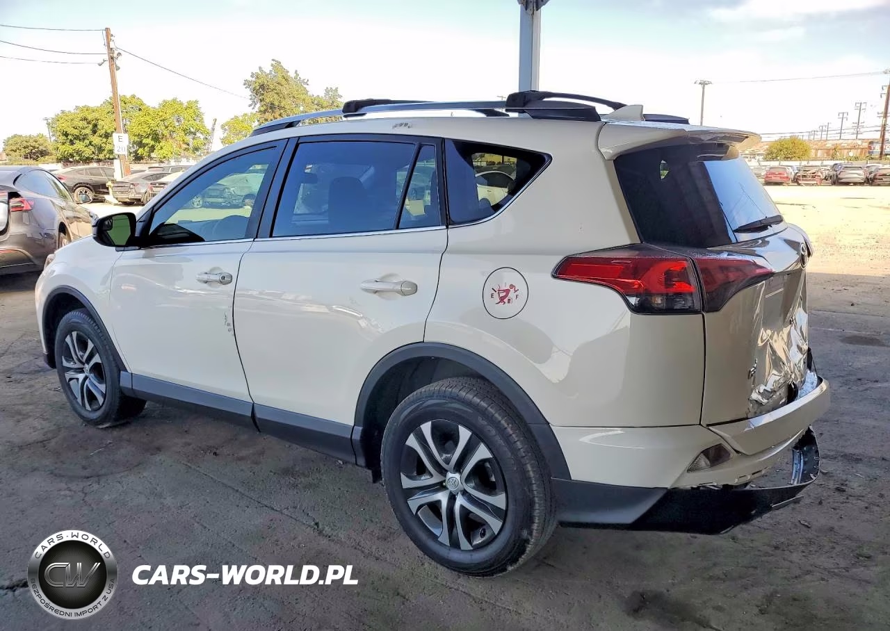 2018 Toyota Rav4 Le VIN:JTMZFREV1JJ747276 - 2