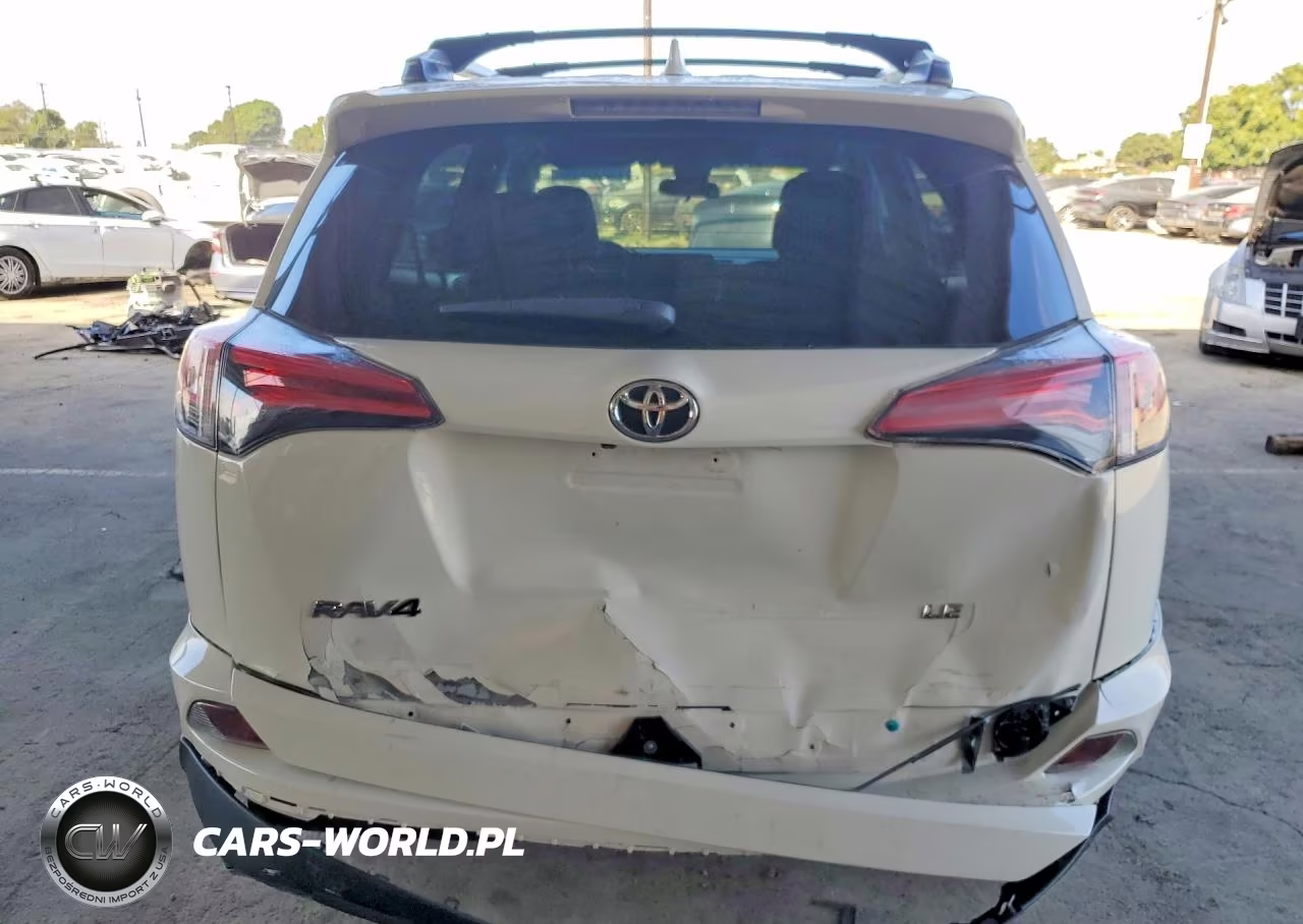 2018 Toyota Rav4 Le VIN:JTMZFREV1JJ747276 - 6