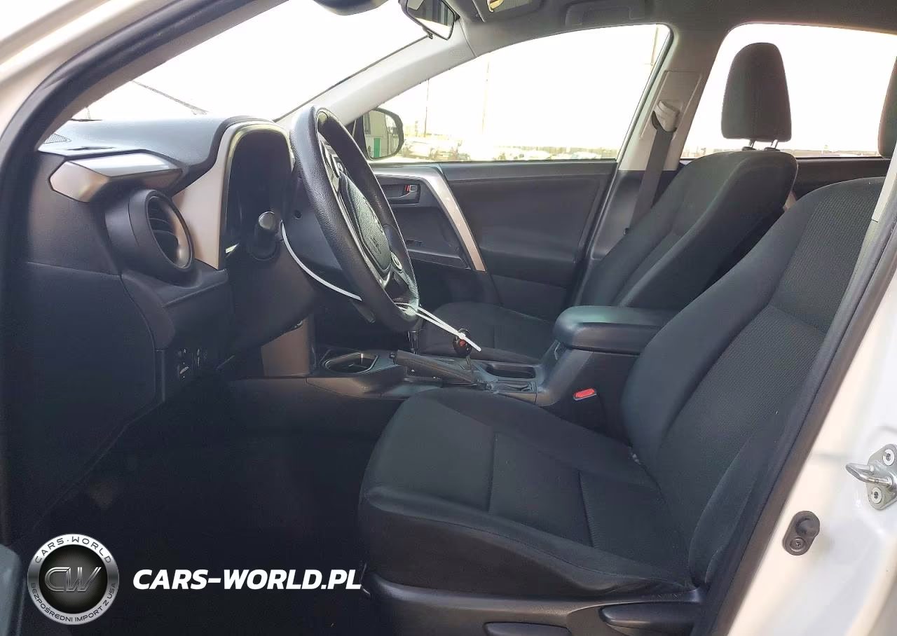 2018 Toyota Rav4 Le VIN:JTMZFREV1JJ747276 - 7
