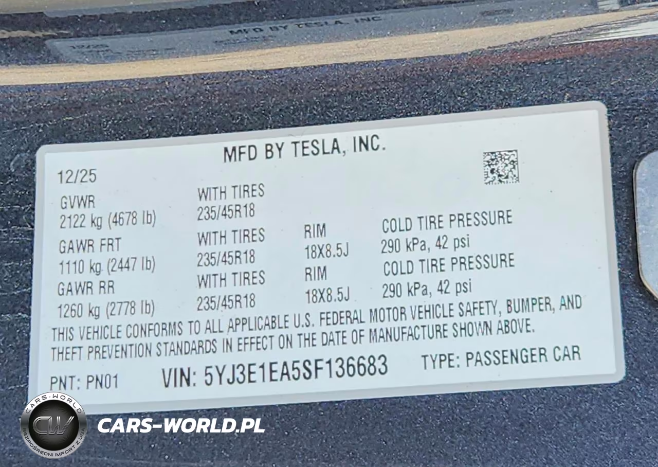 2025 Tesla Model 3 VIN:5YJ3E1EA5SF136683 - 13