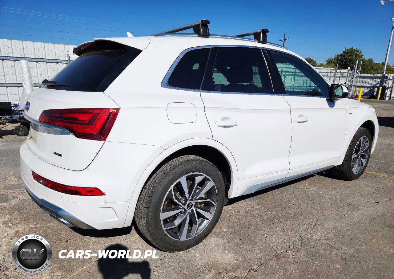 2024 Audi Q5 Premium Plus 45 Tfsi S Line Quattro VIN:WA1EAAFY5R2082924 - 3