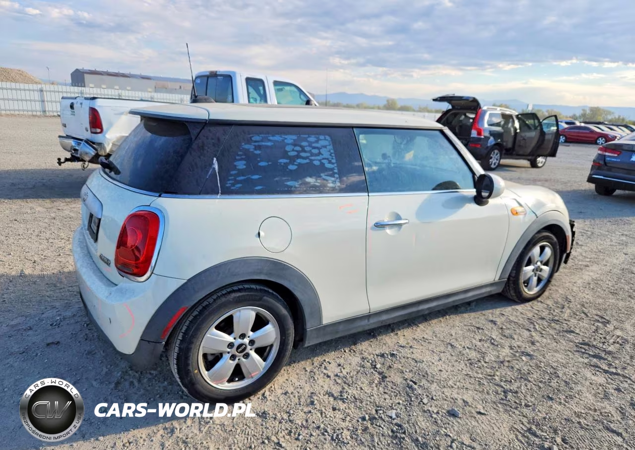 2014 Mini Cooper VIN:WMWXM5C50ET934623 - 3