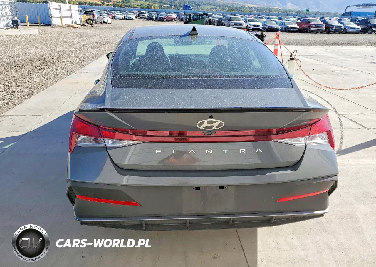2026 Hyundai Elantra Sel Sport VIN:KMHLM4DG1TU231305 - 6