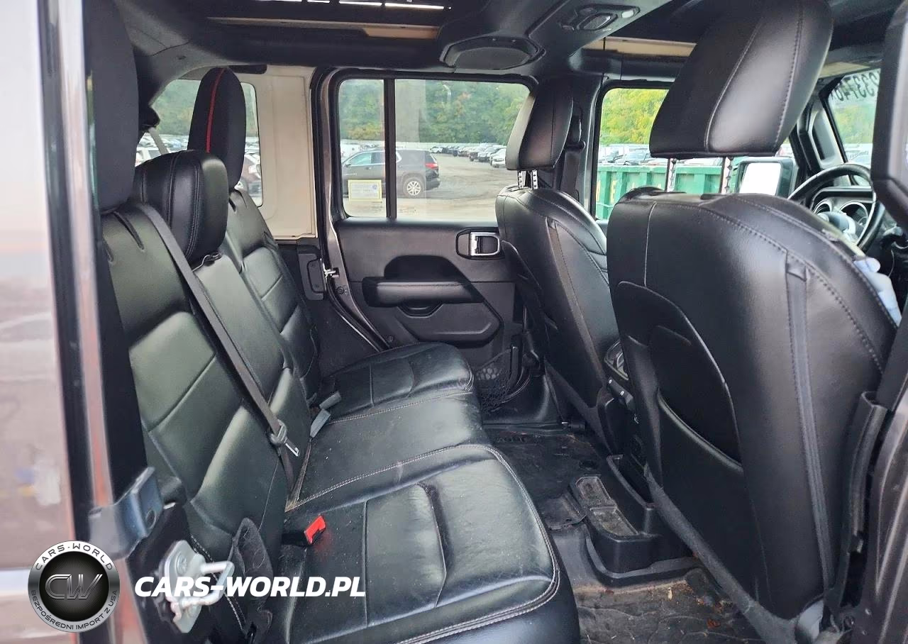 2019 Jeep Wrangler Unlimited Sahara VIN:1C4HJXEG1KW661583 - 11