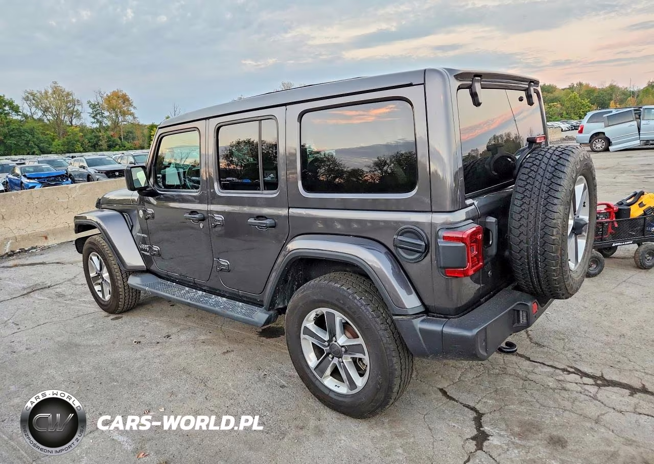 2019 Jeep Wrangler Unlimited Sahara VIN:1C4HJXEG1KW661583 - 2