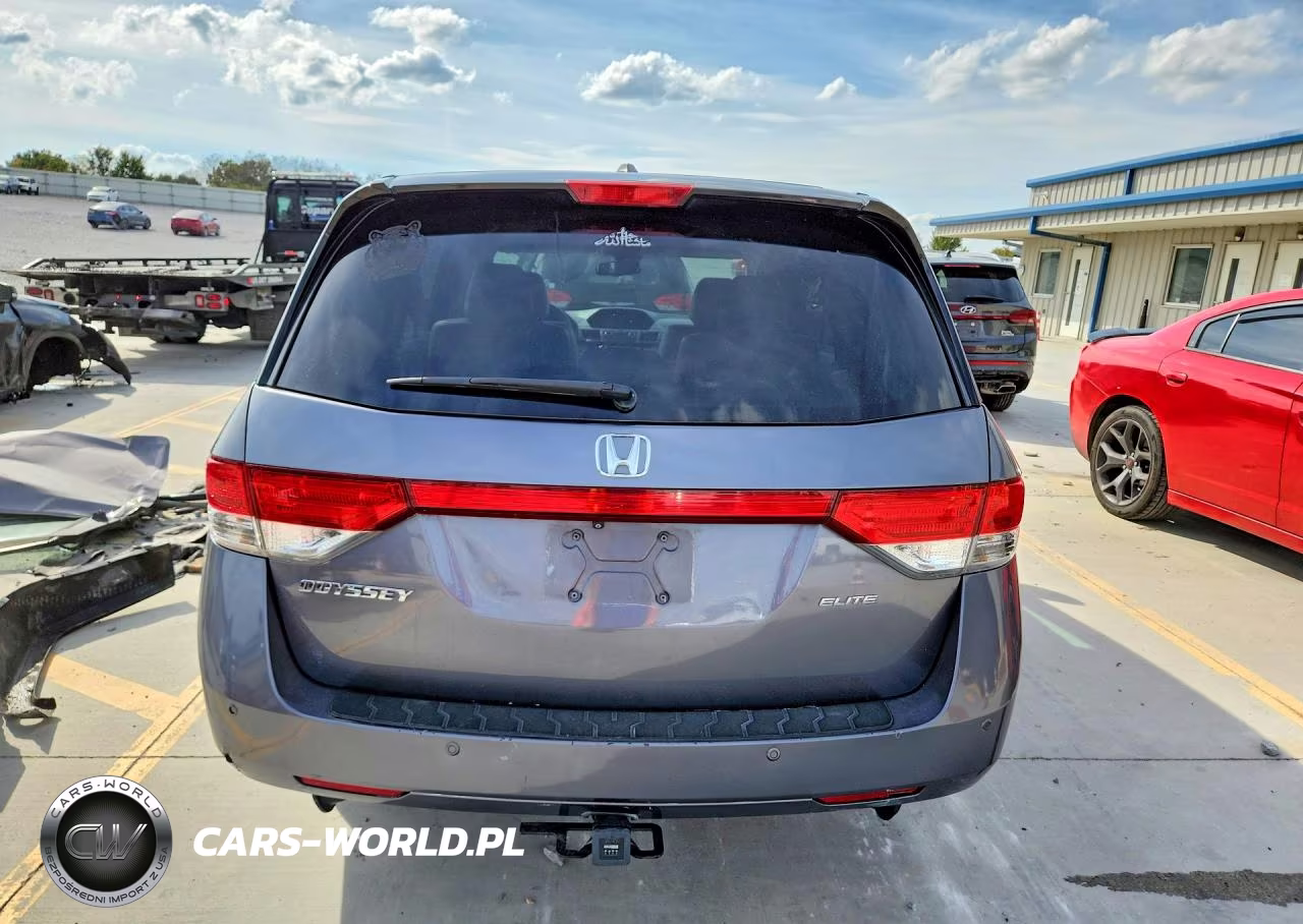 2016 Honda Odyssey Touring VIN:5FNRL5H96GB145649 - 6