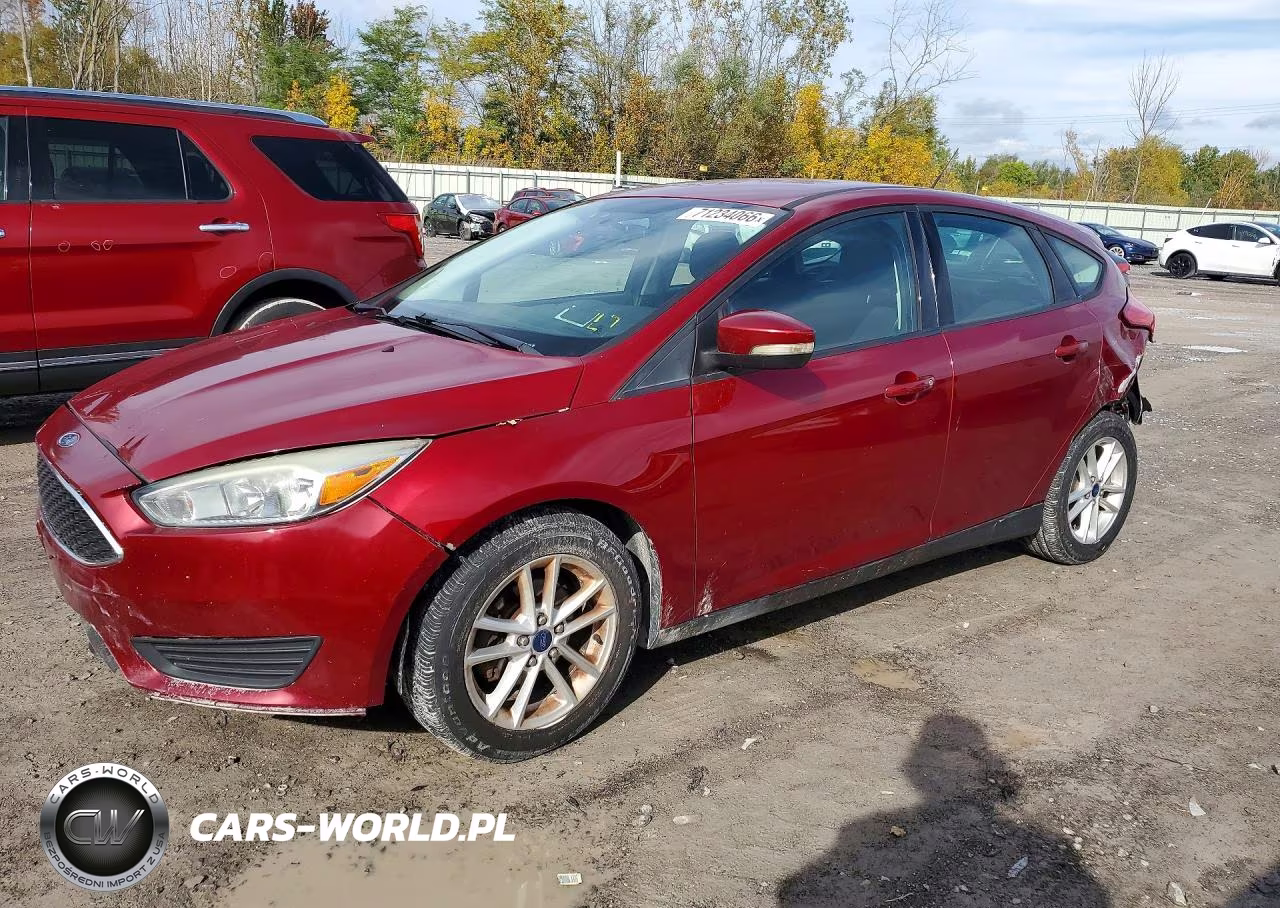 2015 Ford Focus Se VIN:1FADP3K25FL285532 - 1