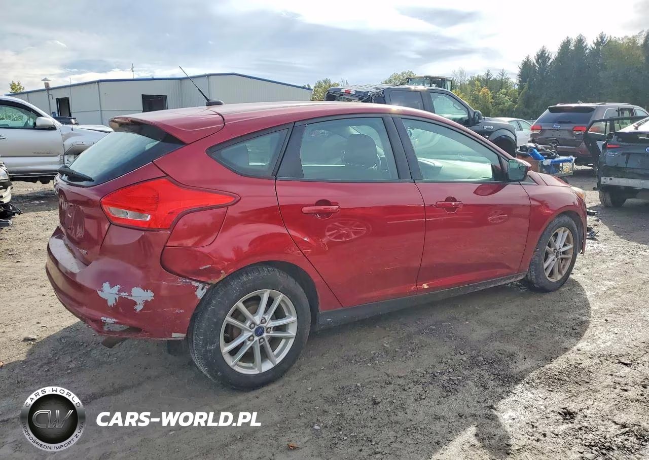 2015 Ford Focus Se VIN:1FADP3K25FL285532 - 3