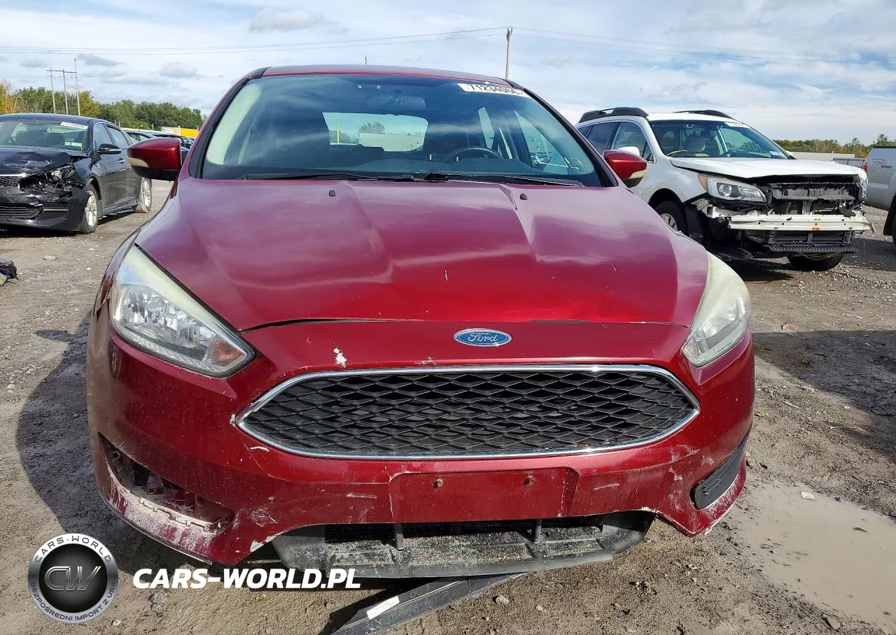 2015 Ford Focus Se VIN:1FADP3K25FL285532 - 5