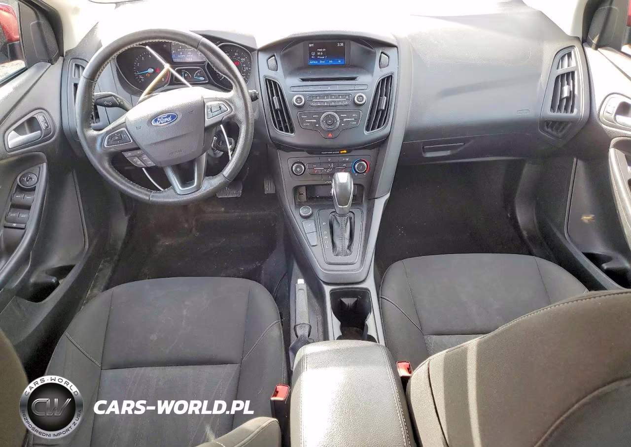 2015 Ford Focus Se VIN:1FADP3K25FL285532 - 8