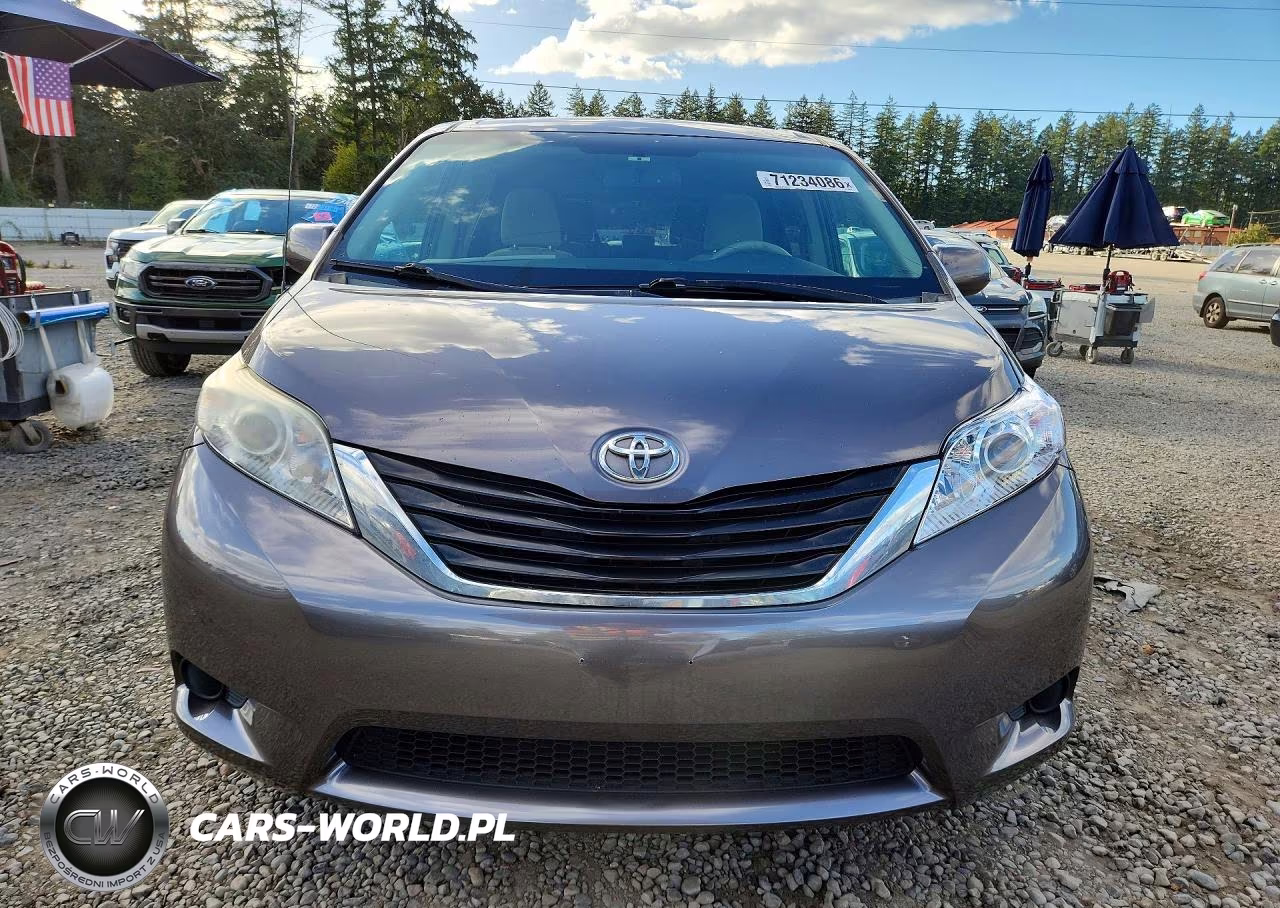 2014 Toyota Sienna Le VIN:5TDJK3DC8ES088918 - 5