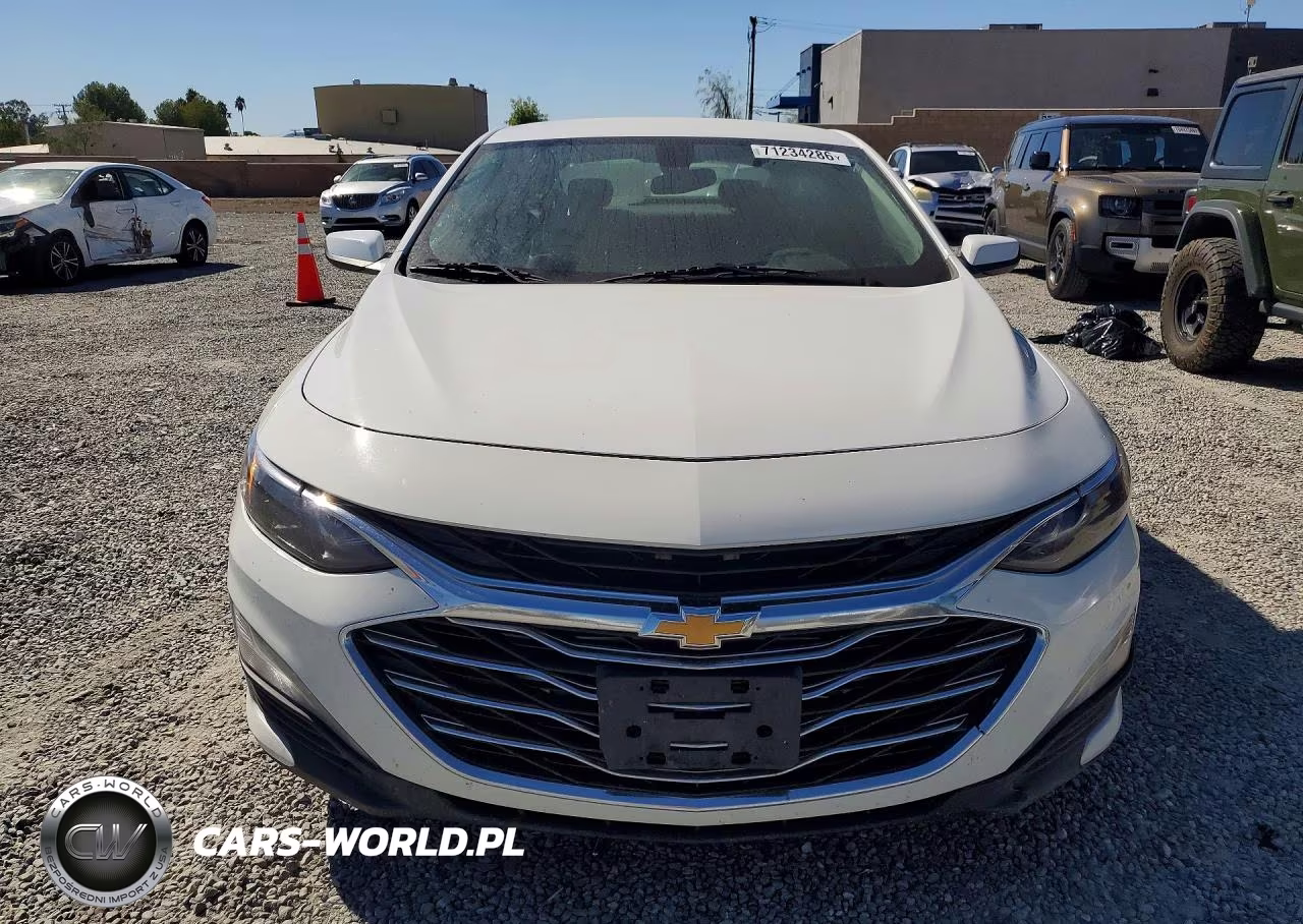 2020 Chevrolet Malibu Lt VIN:1G1ZD5STXLF071183 - 5