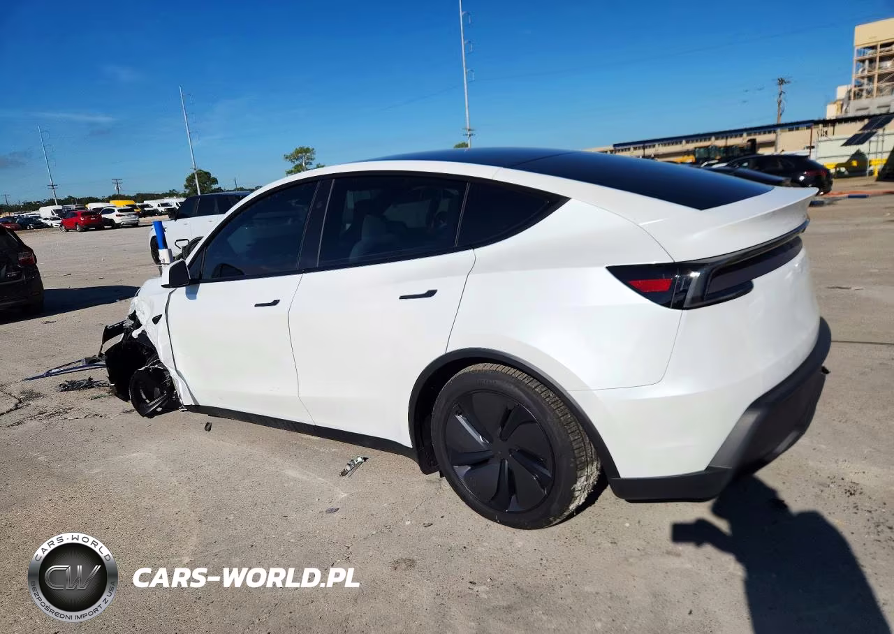 2026 Tesla Model Y VIN:7SAYGDED2TA743203 - 2