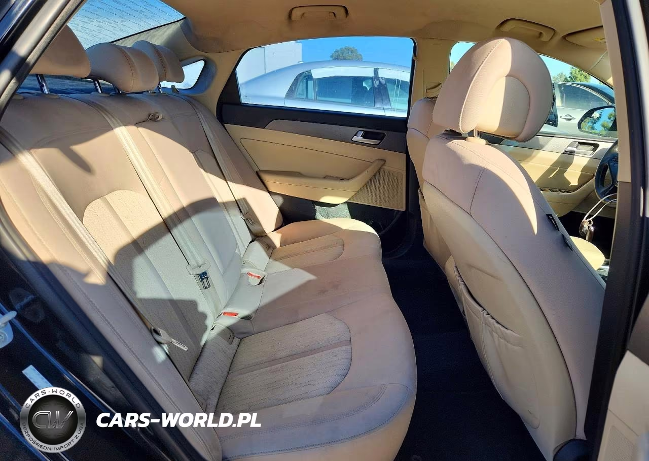 2016 Hyundai Sonata Hybrid Se VIN:KMHE24L18GA012523 - 10