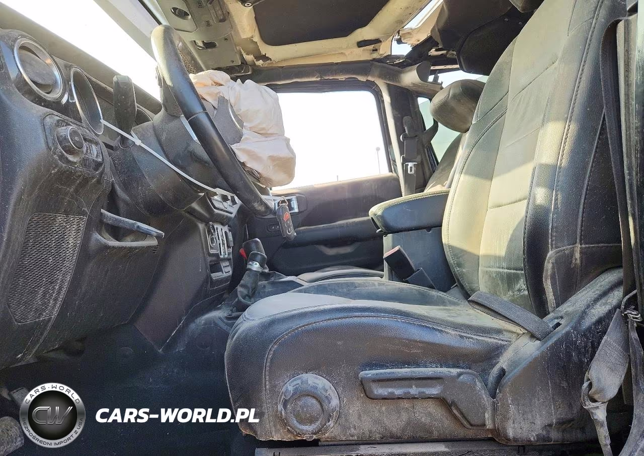 2021 Jeep Wrangler Unlimited Sahara VIN:1C4HJXEG1MW555878 - 7
