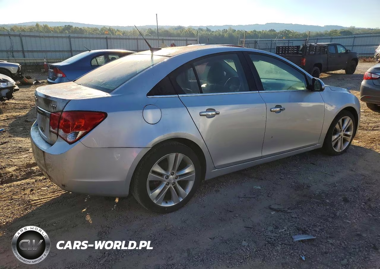 2013 Chevrolet Cruze Ltz VIN:1G1PG5SB8D7105719 - 3