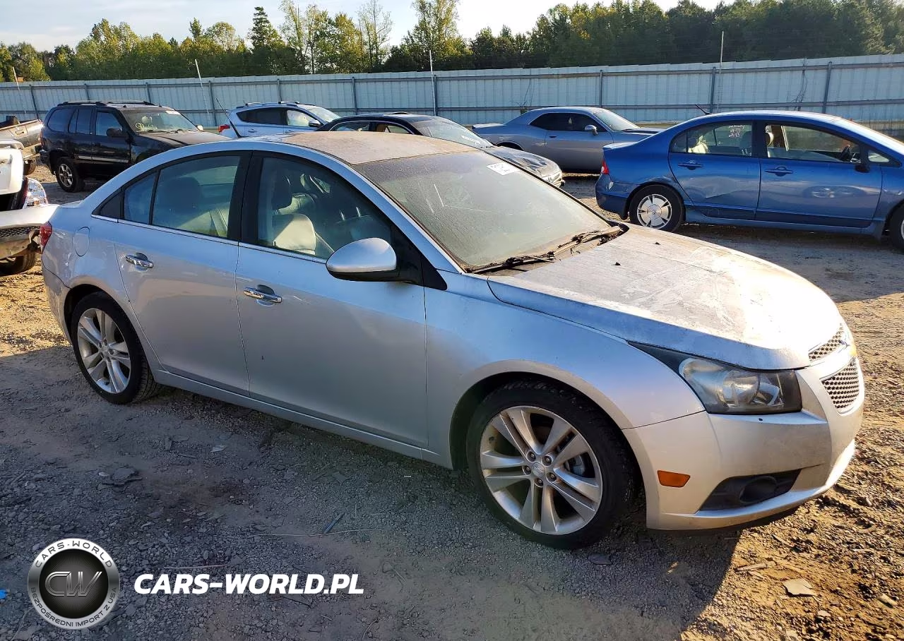 2013 Chevrolet Cruze Ltz VIN:1G1PG5SB8D7105719 - 4