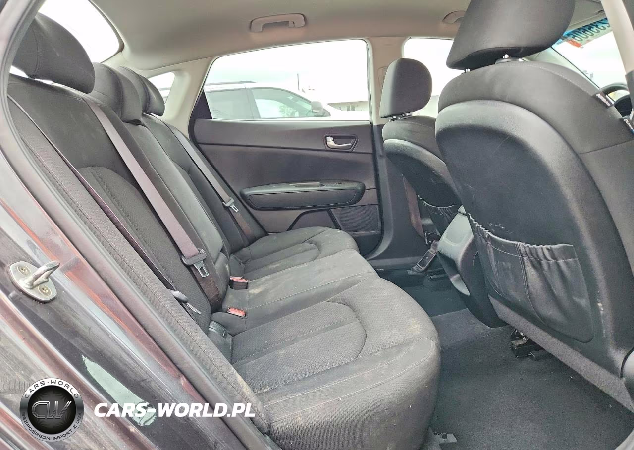 2018 Kia Optima Lx VIN:KNAGT4L31J5211986 - 10