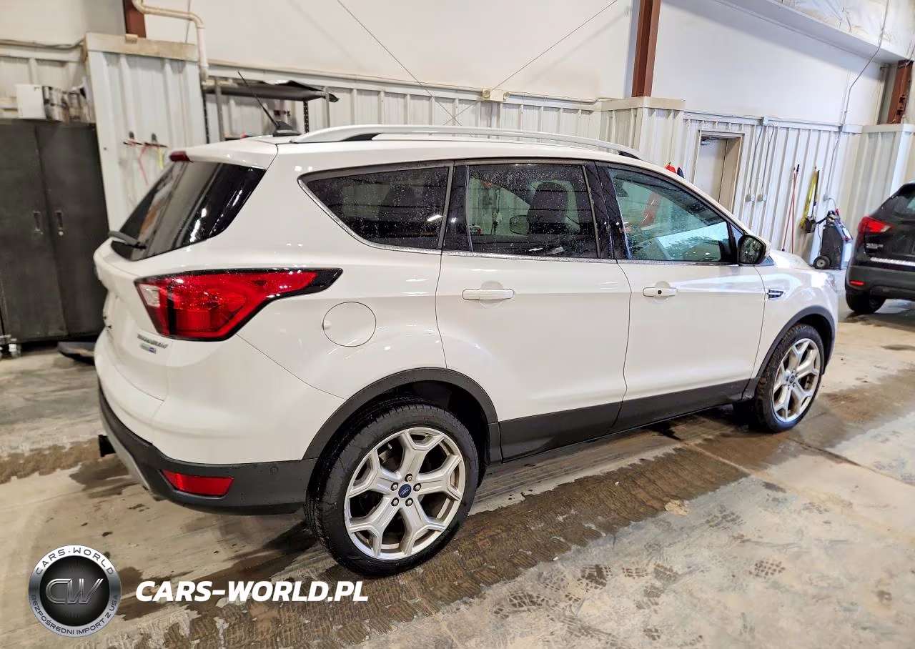 2019 Ford Escape Titanium VIN:1FMCU9J90KUA02888 - 3