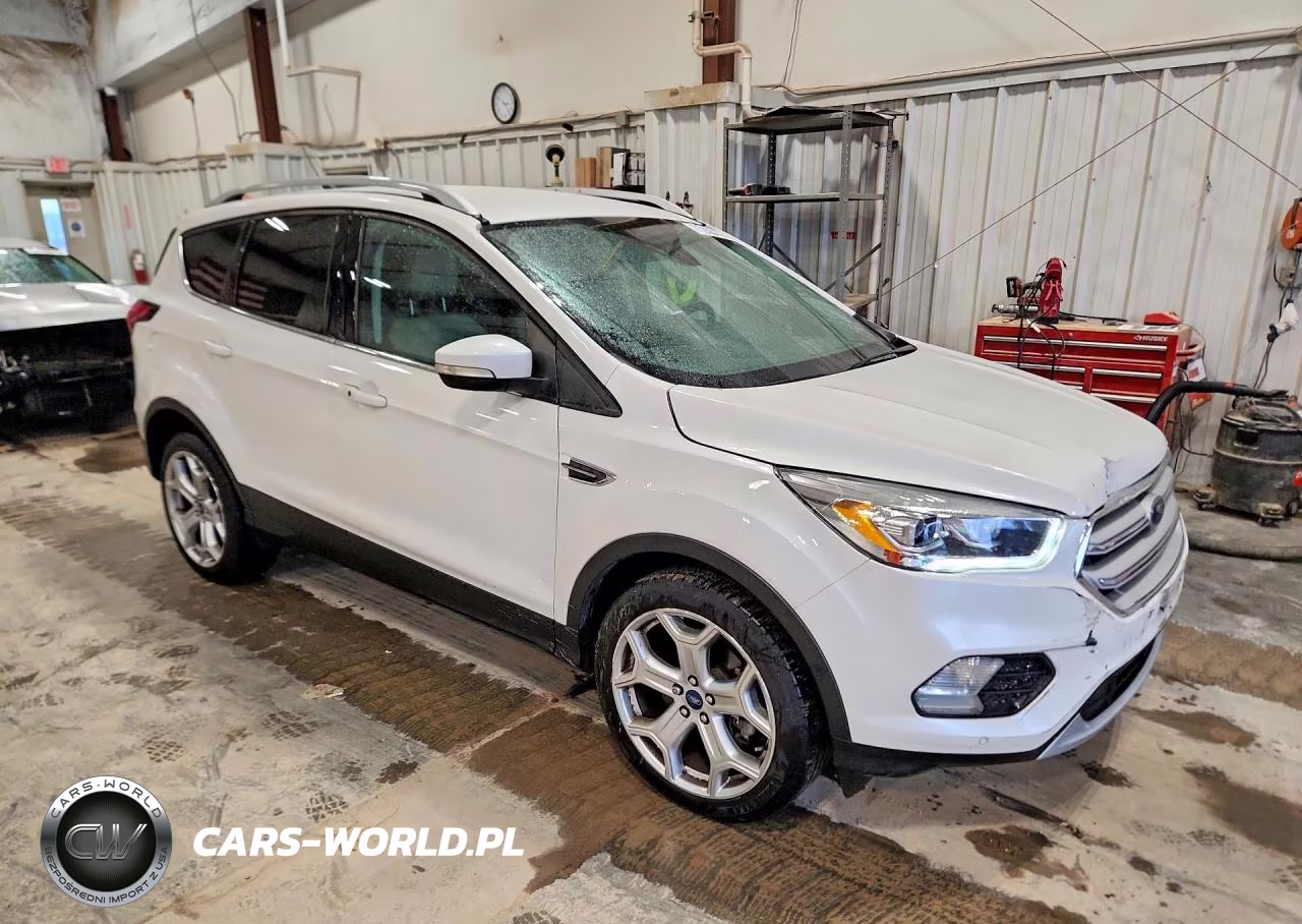 2019 Ford Escape Titanium VIN:1FMCU9J90KUA02888 - 4