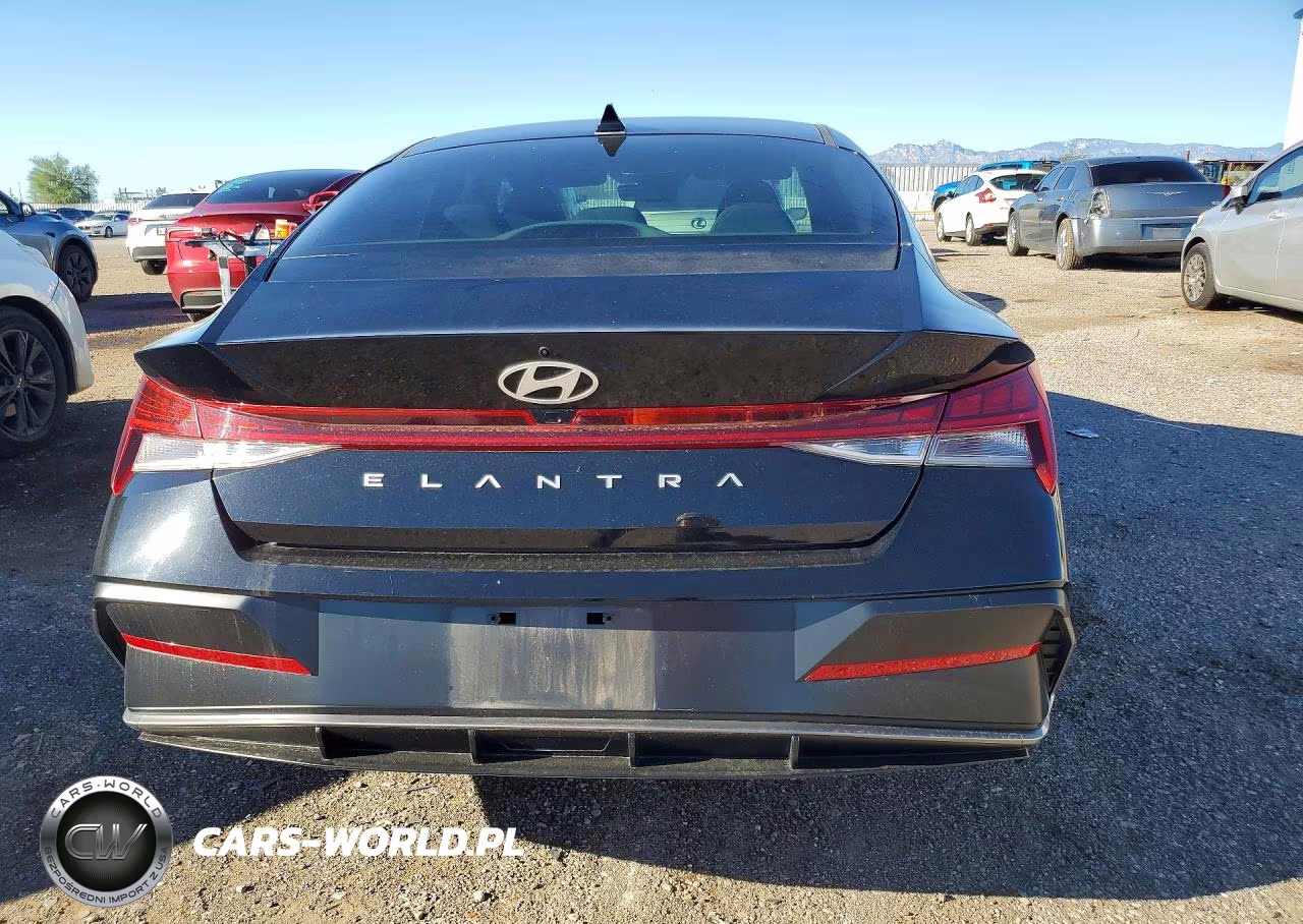 2024 Hyundai Elantra Sel VIN:KMHLS4DG9RU833075 - 6